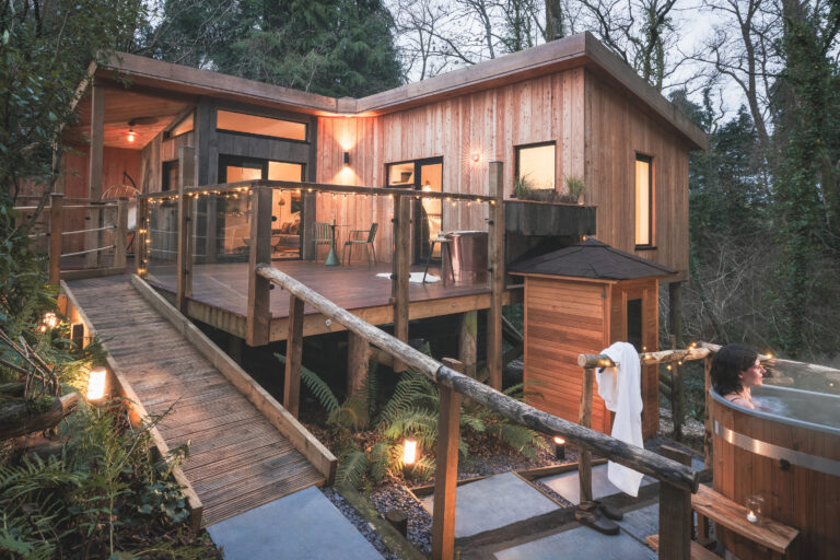 Romantic getaways. - Kip Hideaways