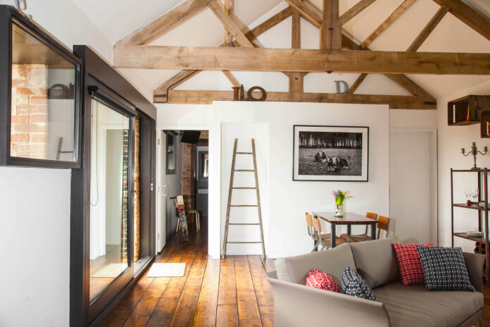 Little Westacre Barn - living room