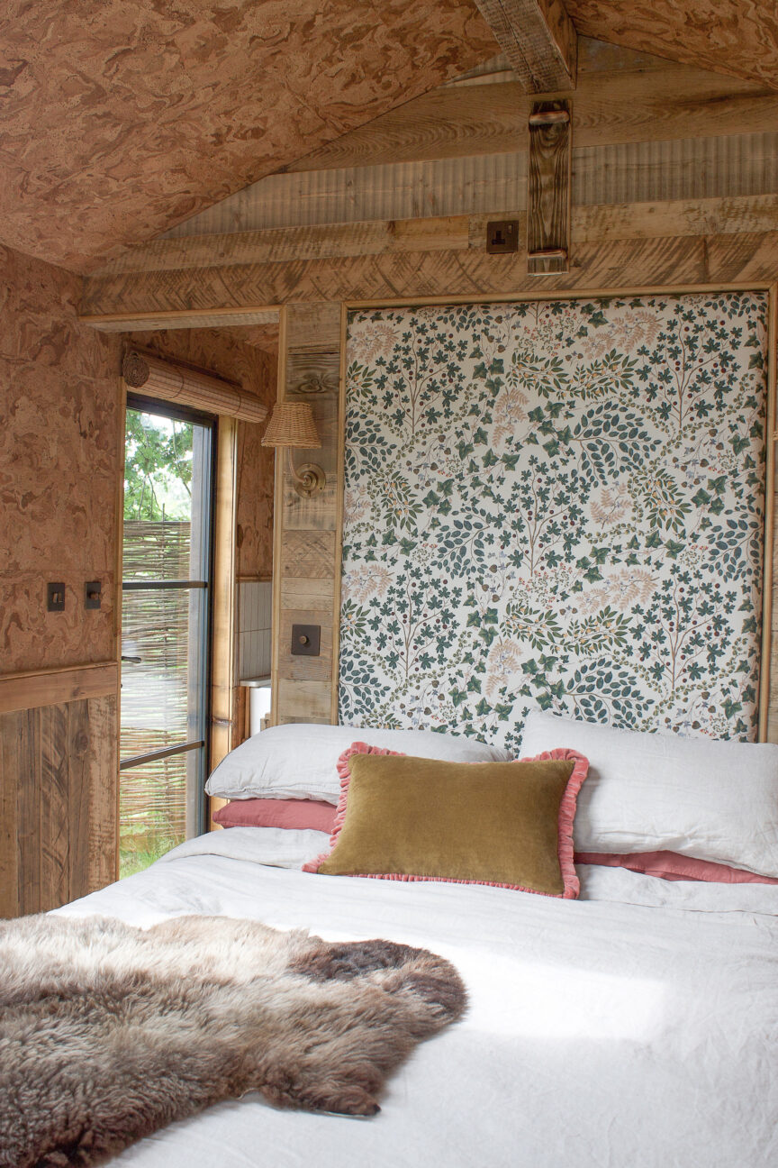 Lakeside Hut at the Lodge