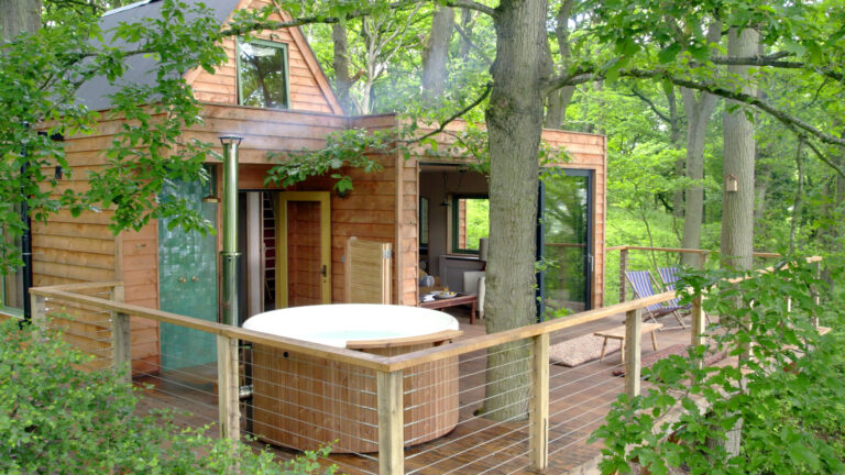Secret-Treehouse-Hereford-2-scaled-768x432.jpg