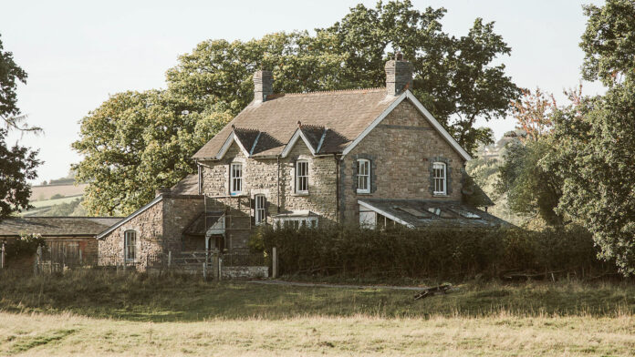 Exterior of Glasbury River Cottage, Brecon