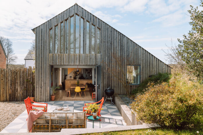 Outdoor terrace and exterior of The Cob, Bude