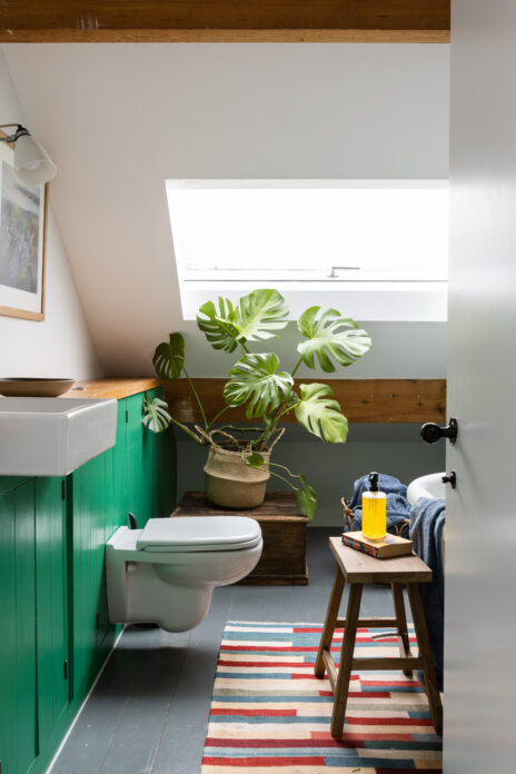 Bathroom at The Farmhouse, Bude