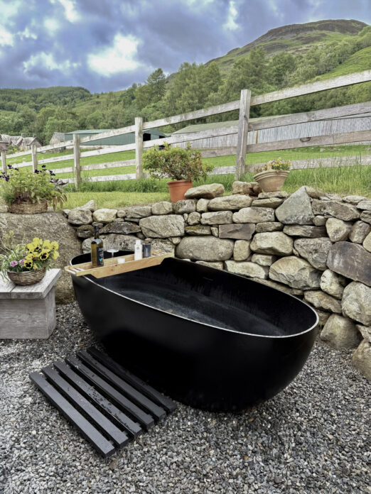 caban dubh bath