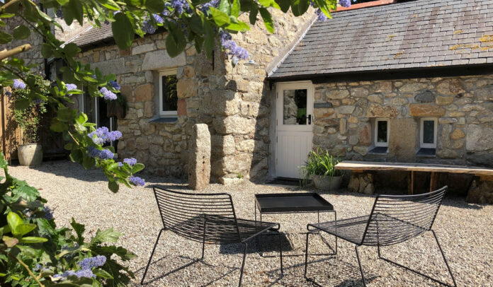 Exterior of Middle Colenso Farm, Cornwall