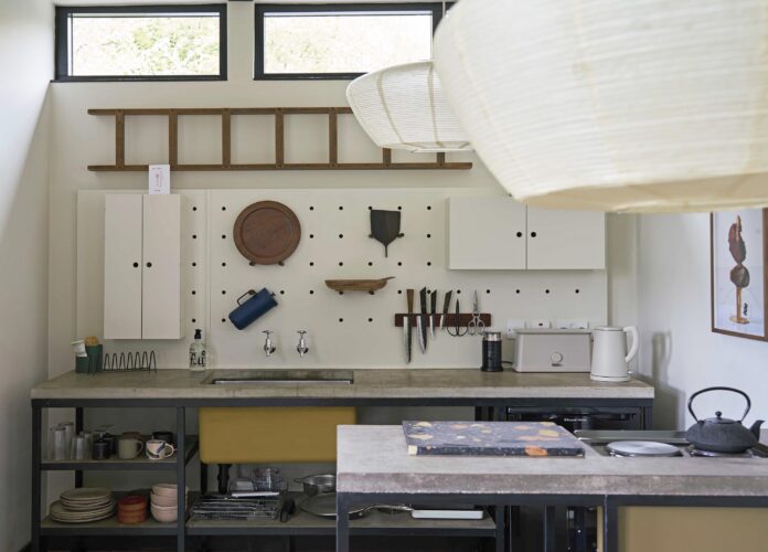 The Modernist, Scotland