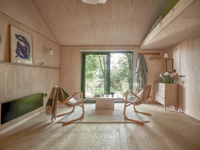 Batheaston Cabin