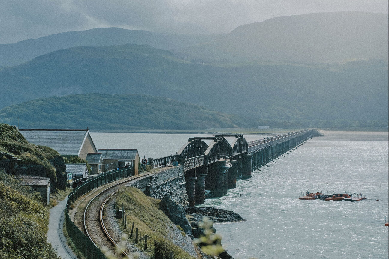 Barmouth Bridge by Mitchell Orr via unsplash