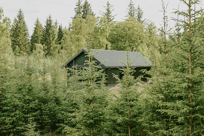 Larch - Glen Glack Cabins, Scotland