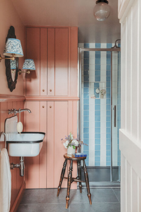 Laundry Cottage at Llenfendigaid Estate on Kip Hideaways