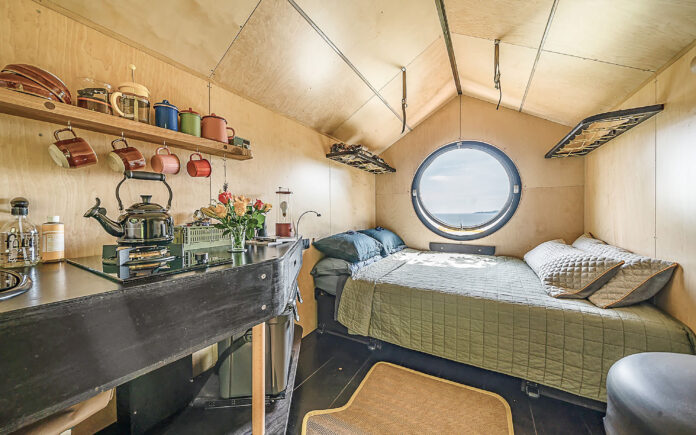 The Lookout Cabins, Devon