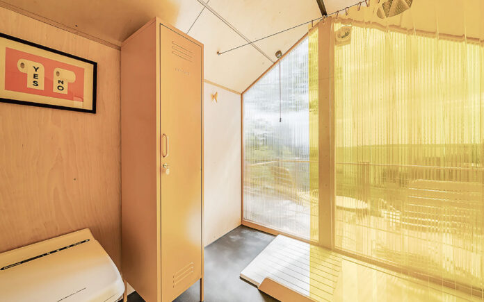 The Lookout Cabins, Devon