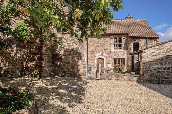 Court House Farm - Little Manor