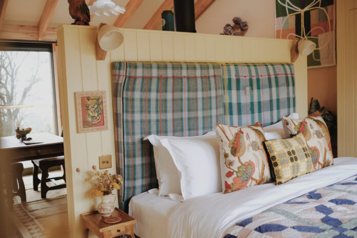 Glebe House - Crows Nest Two on Kip Hideaways