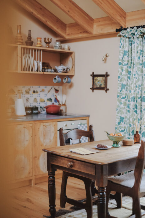 Glebe House - Crows Nest One on Kip Hideaways