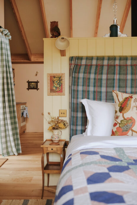 Glebe House - Crows Nest One on Kip Hideaways