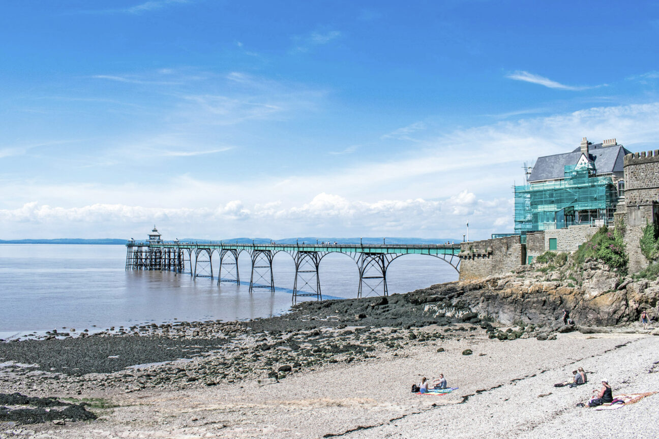 Clevedon Pier © Ruben Gregori via Unsplash
