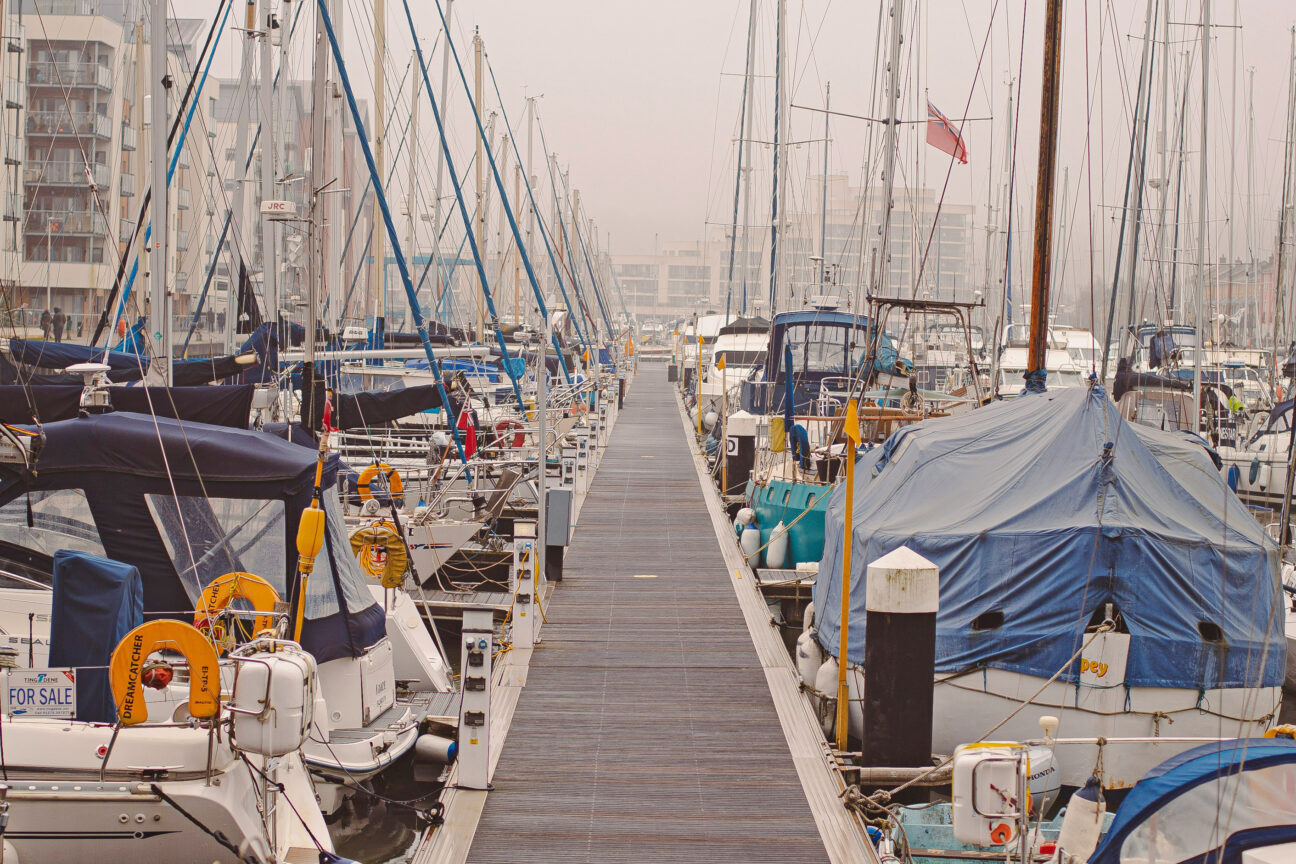 Portishead Marina © Sam Clarke via Unsplash