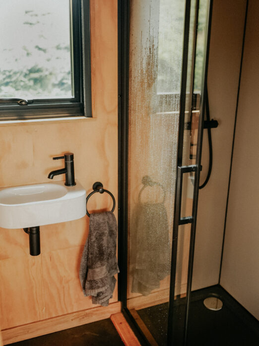 Hoku Llangollen Shacks on Kip Hideaways