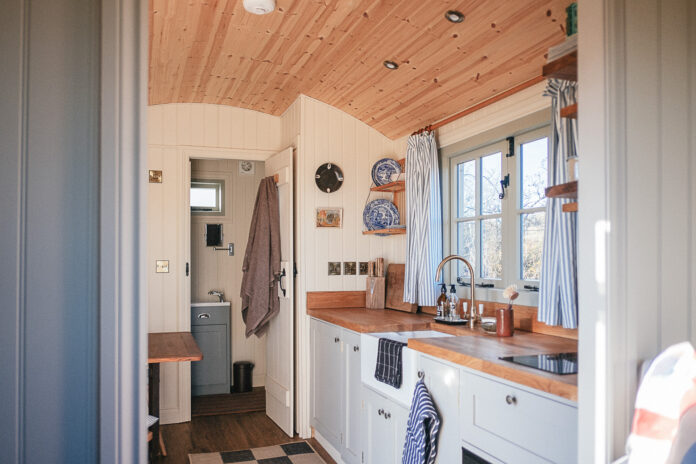Tyddyn Melyn Hut, Wales - Jonty Storey Photography