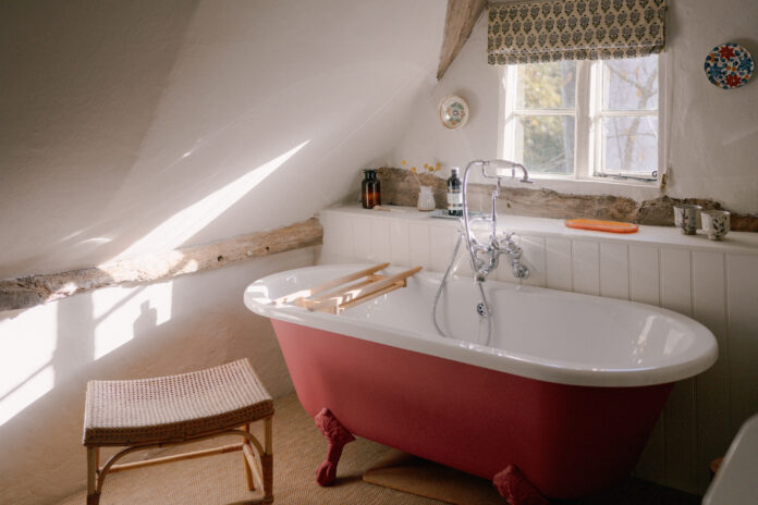 The-Shudde-Springwater-Cottage-on-Kip-Hideaways--17 Tanya Arya Photography