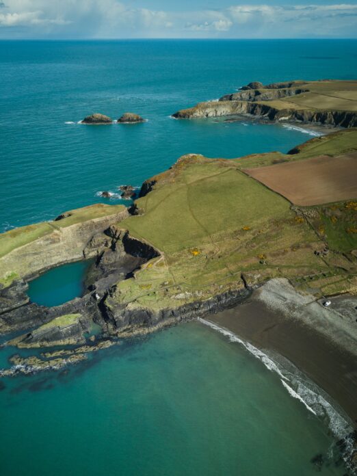 Pembrokeshire-Beach-Wilder Retreats-unsplash