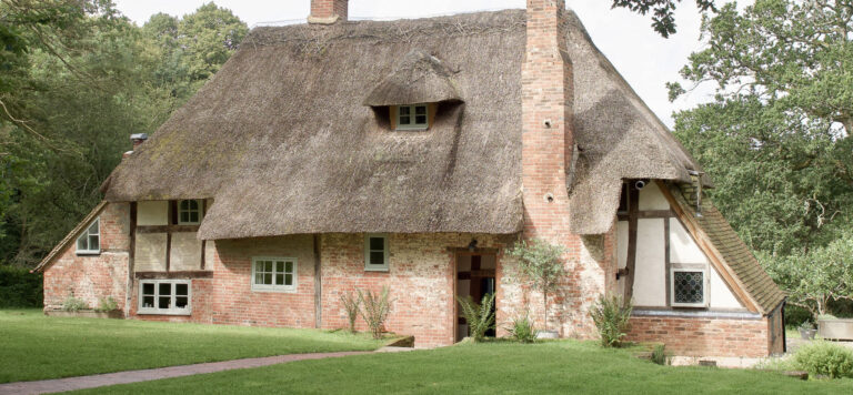 Coldharbour-Farmhouse-3-scaled-e1746190135755-768x356.jpg