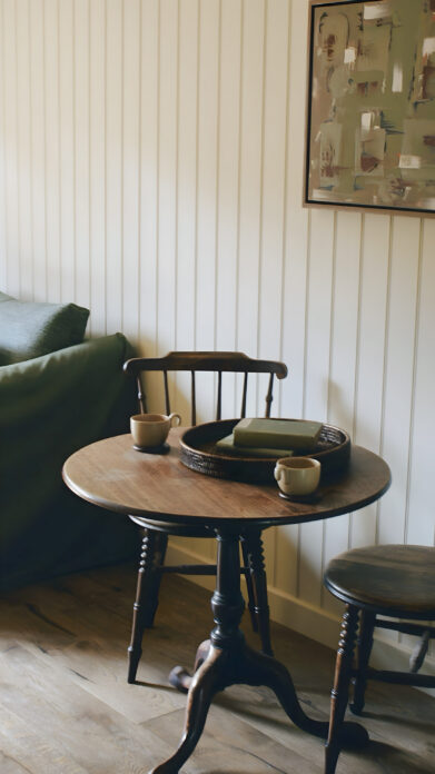 Log Store on Kip Hideaways