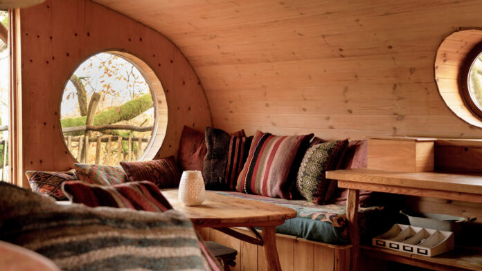Living Room Treehouse5