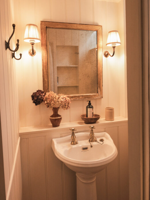 Margot Cottage on Kip Hideaways