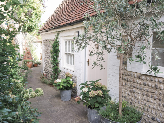 Margot Cottage on Kip Hideaways