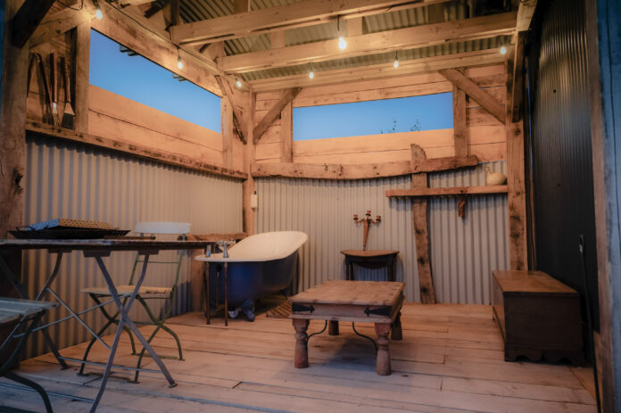 Larch Wagtail Retreats on Kip Hideaways