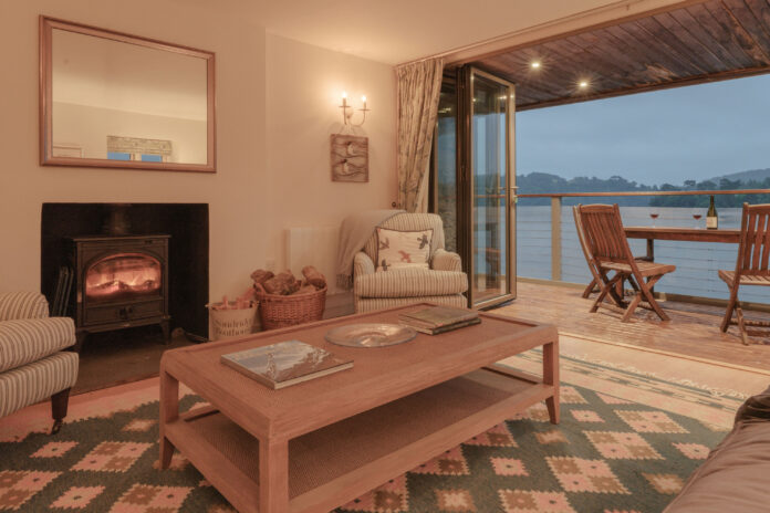 The Boathouse on Kip Hideaways