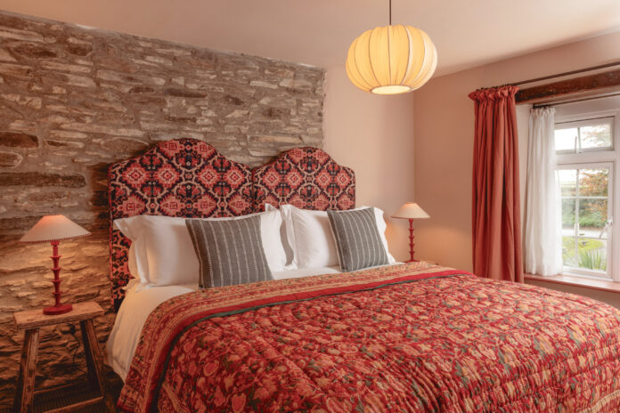 Cottage Orné Housekeepers on Kip Hideaways