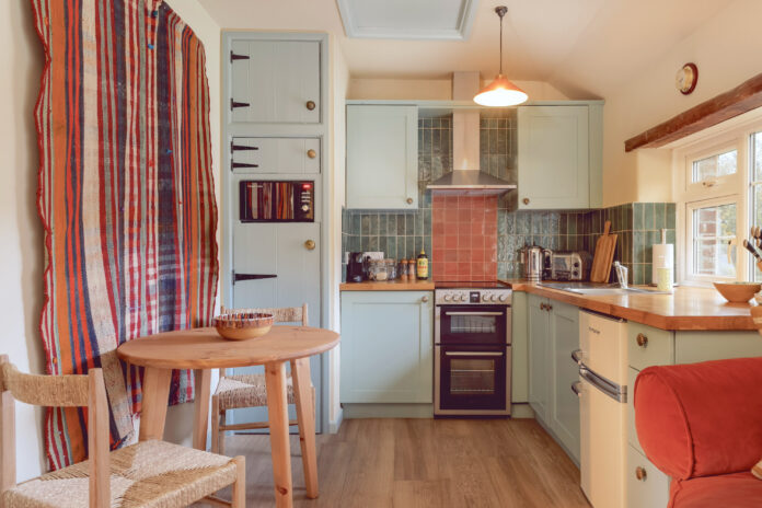 Cottage Orné Mariners on Kip Hideaways