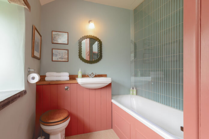 Cottage Orné Mariners on Kip Hideaways