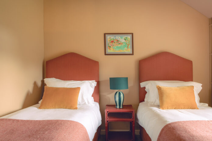 Cottage Ornê Cobblers