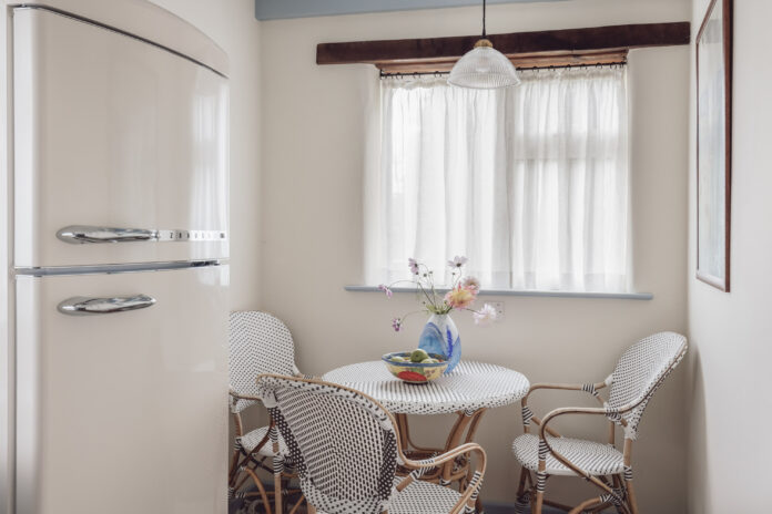 Cottage Orné Dairymaids