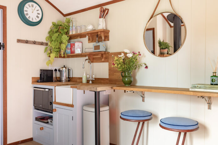 Cottage Orné Shepherds Hut on Kip Hideaways