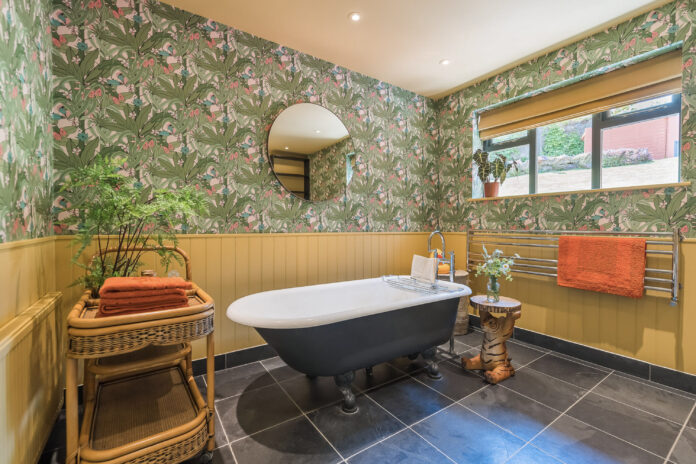 Heronmere on Kip Hideaways