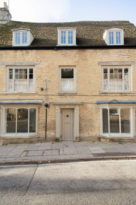 Dahlias Residence on Kip Hideaways