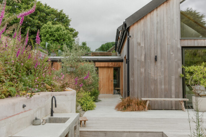 Bamboo House on Kip Hideaways