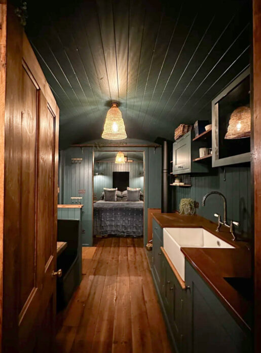 Huts-at-Royal-Oak-Bredon on Kip Hideaways