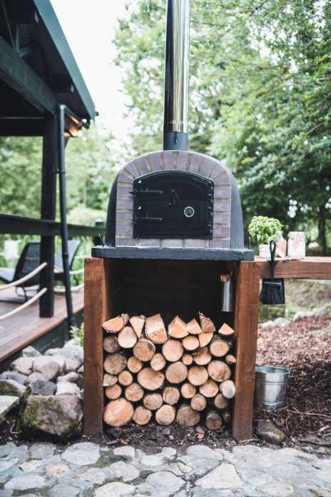 The Lakehouse at Coddington on Kip Hideaways