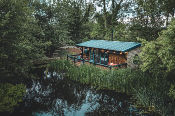 The Lakehouse at Coddington on Kip Hideaways
