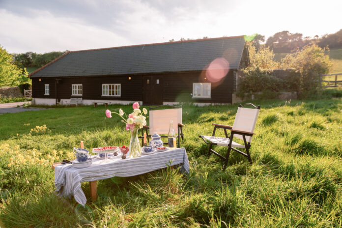 Downs Barn - Titch Hill on Kip Hideaways