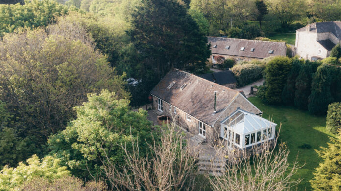 The Old Piggery on Kip Hideaways