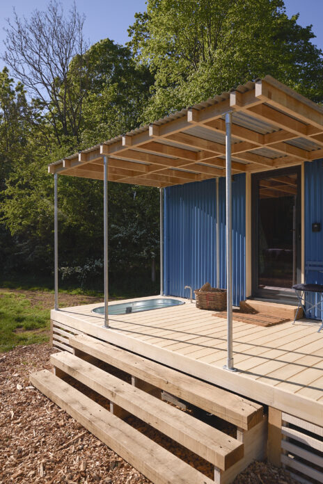 Alcoves - Blue Cabin on Kip Hideaways