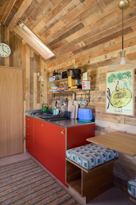Alcoves - Green Cabin on Kip Hideaways