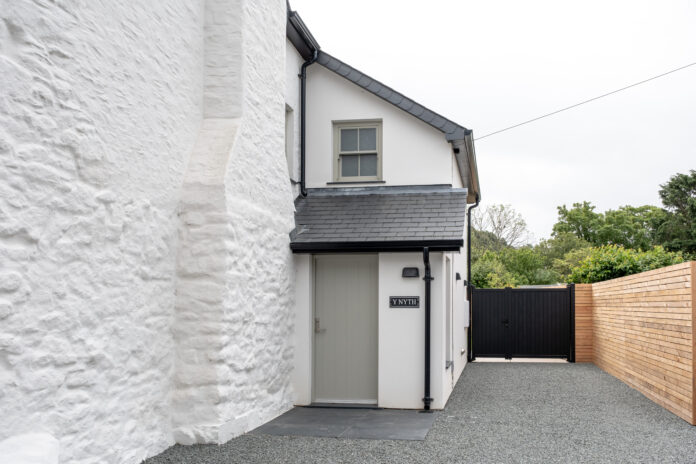 Y Nyth, Ceredigion